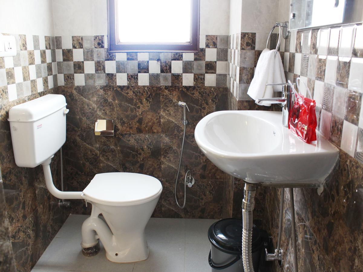 Oyo 2384 Hotel Epic Inn Gurgaon Ngoại thất bức ảnh