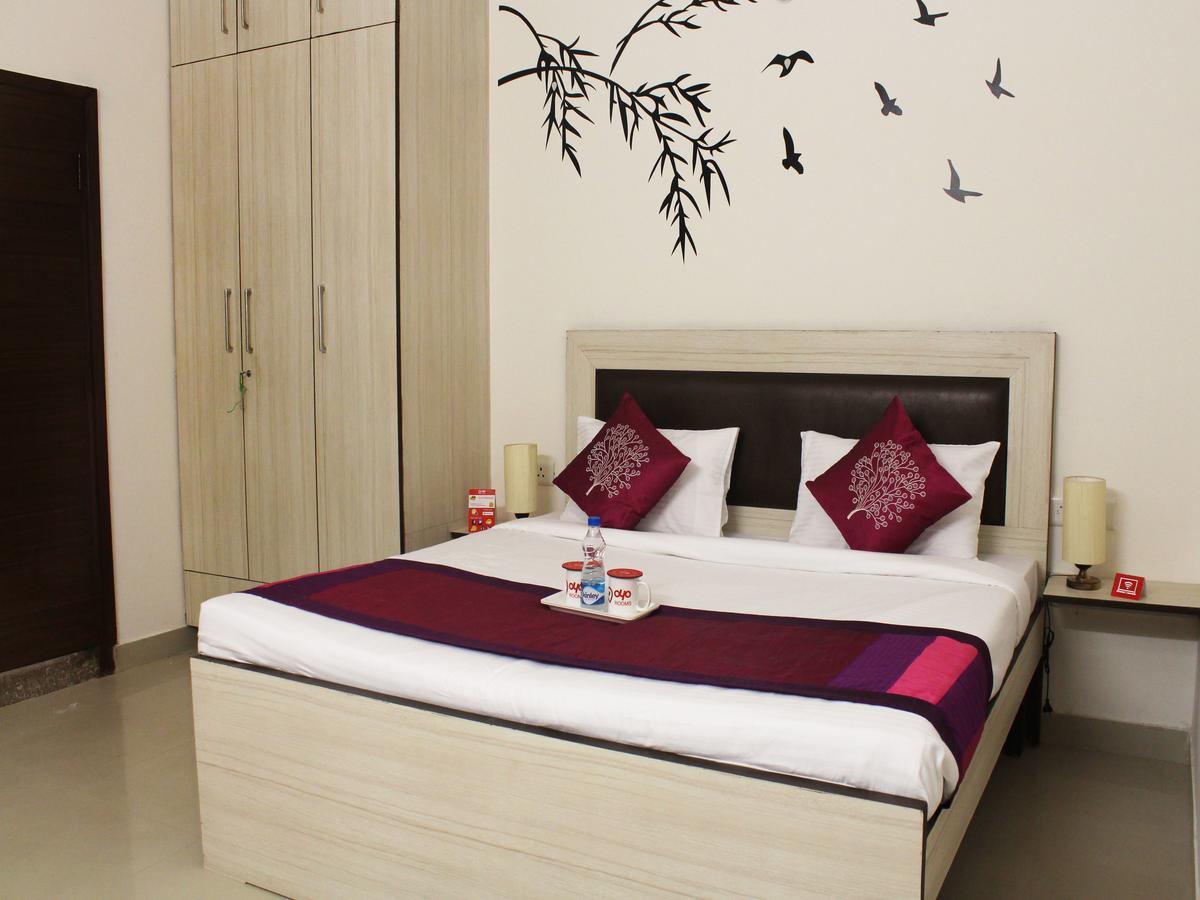 Oyo 2384 Hotel Epic Inn Gurgaon Ngoại thất bức ảnh